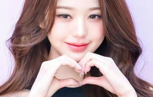 朴宝剑温润如玉张元英甜美娇嫩！两大偶像美得让人窒息