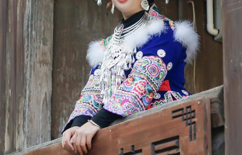 辛芷蕾首任评委趣问豆包,金爵奖现场回应引热议|上海国际电影节金爵奖|电影节|上海国际电影节|美食|见面会