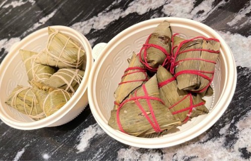 宋亚轩甜咸粽子都吃的举动引发了粉丝怎样的讨论和情绪？