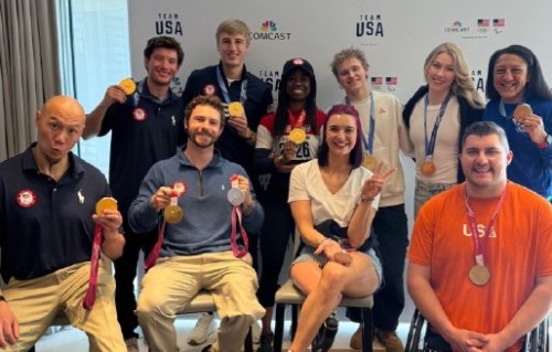 伊利亚马里宁出席Xfinity奥运日活动