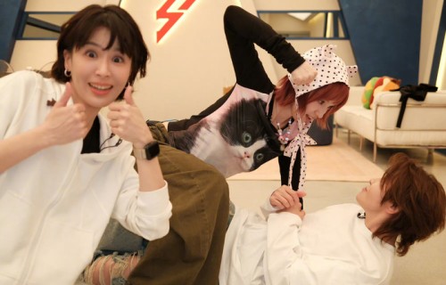 黄灿灿曾沛慈王濛示范魔性三人合照