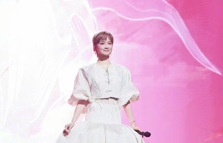 李宇春为哪吒用四川话配音了哪些台词，为什么被网友称赞“适配度拉满”？