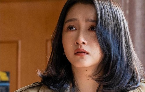 内娱遮不住了！4大艺人接连遭黑手，金子涵无声直播撕开肮脏真相