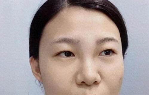 小雪曝出大伯哥新女友，直说已经怀孕，公婆欣喜不已，网友：祝福