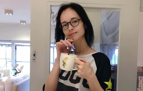 突发！香港知名演员发绝望控诉，患厌食症多次入院身体不佳