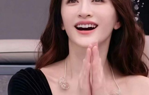 人气最强李小冉否认退出《浪姐》！她要努力赶上优秀姐姐