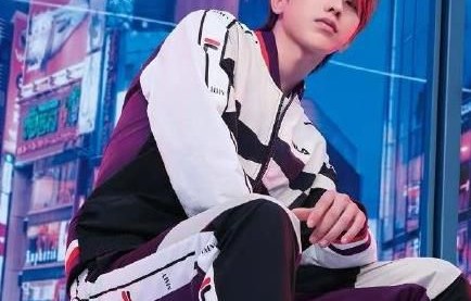 蔡徐坤代言FILA 运动系男孩的魅力展现 抵挡不住的帅气风格