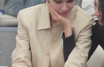 曾沛慈的哪些性格特质让她形成了如此独特的“反差萌”？|李心洁|孙怡|狗|短发|少女