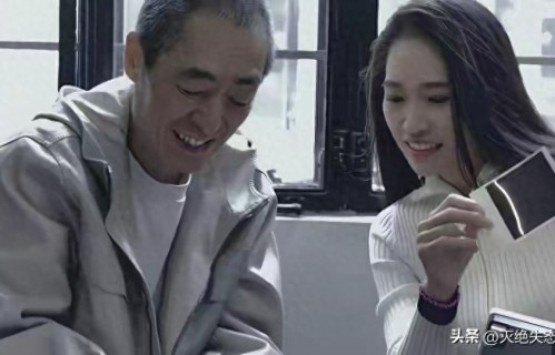 张艺谋女儿张末，两次嫁外国人，被抛弃的母亲是心中永远的痛 