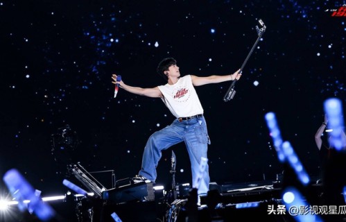 甜蜜曝光!张杰重庆演唱会燃爆全场,谢娜手牵手接张杰下班