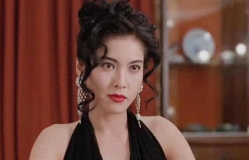 香港回不来，加拿大又待不下去，这一次心高气傲李婉华没有退路