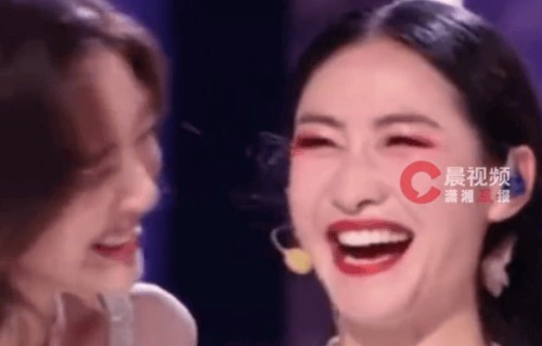 瞿颖喊话陶昕然求演戏：不超时就拿最低价，反内卷女王太刚了