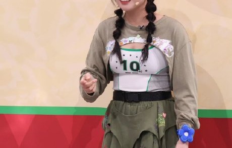 杨迪文俊辉李雪琴魔改《心愿便利贴》，甜歌变爆笑喜剧现场