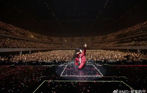 刘宇宁南京演唱会结束后，他本人和粉丝有哪些互动与感言？|巡演|贾士凯|长明灯|纹章|沉降