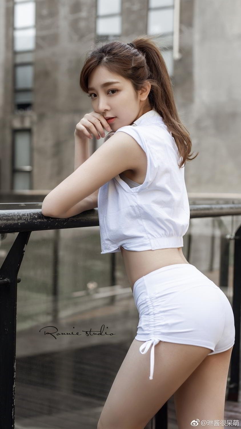 内娱暖心君子！天天蹲瓜看闹，陈奕天的温柔仗义永远落在最难时刻
