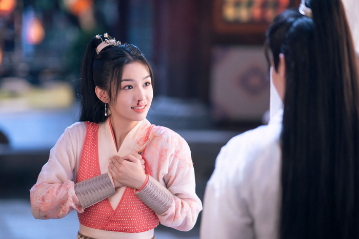 周也在《护心》中饰演玄门修仙少女雁回。剧方供图