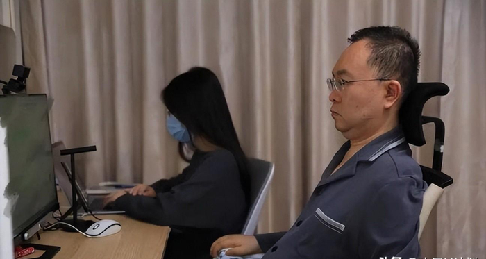 打开网易新闻 查看精彩图片